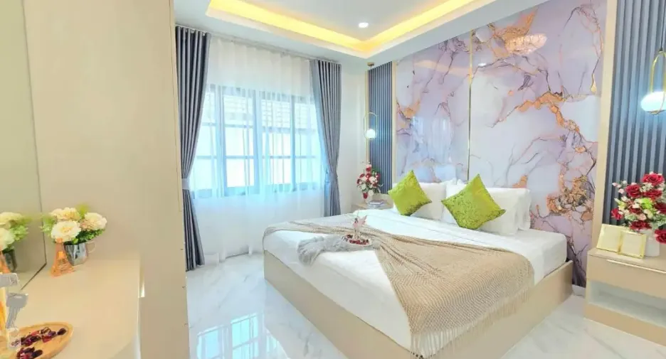 For sale 4 bedrooms house in Bang Lamung, Chonburi