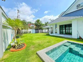 For sale 4 bedrooms house in Bang Lamung, Chonburi