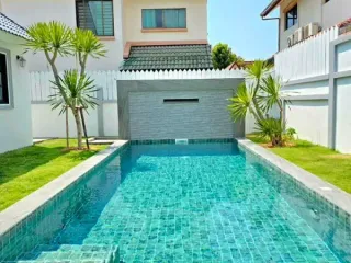 For sale 4 bedrooms house in Bang Lamung, Chonburi