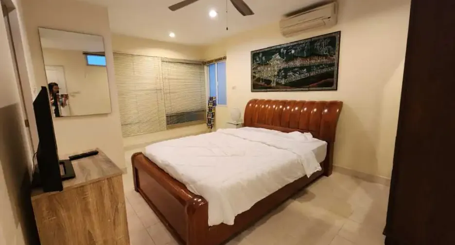 Casa en venta de 5 habitaciones en Bang Lamung, Chonburi