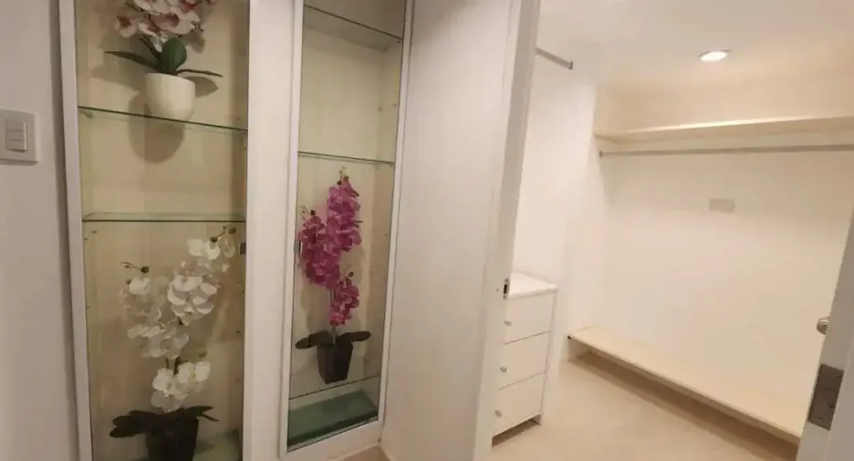 Casa en venta de 5 habitaciones en Bang Lamung, Chonburi