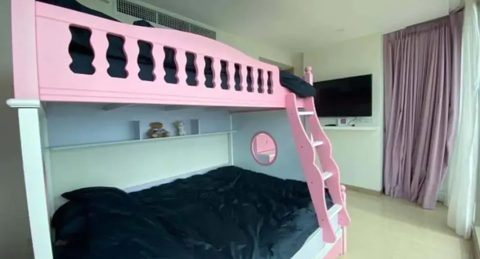 For sale 2 bedrooms condo in Jomtien, Pattaya