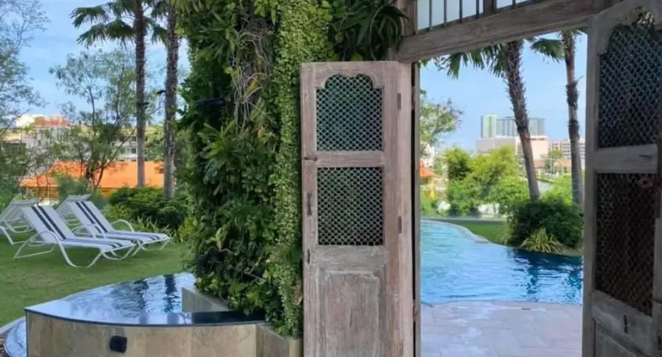For sale 2 bedrooms condo in Jomtien, Pattaya