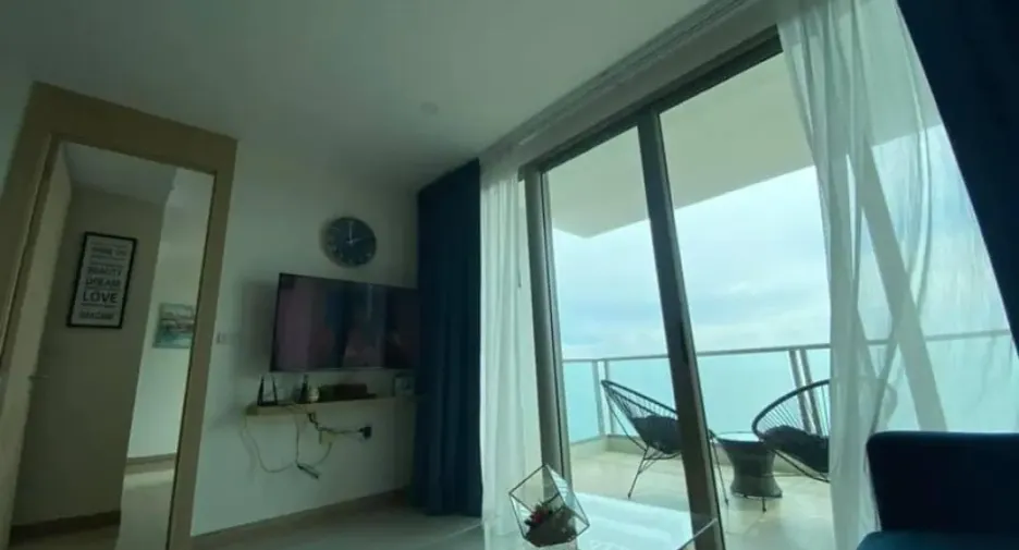 For sale 2 bedrooms condo in Jomtien, Pattaya