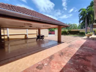 出售 3 卧室 独立屋 在 Bang Lamung, Chon Buri