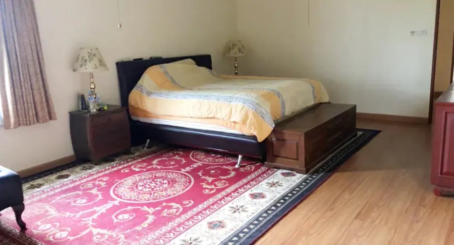 Haus zum Kauf mit 4 Zimmer in Bang Lamung, Chonburi