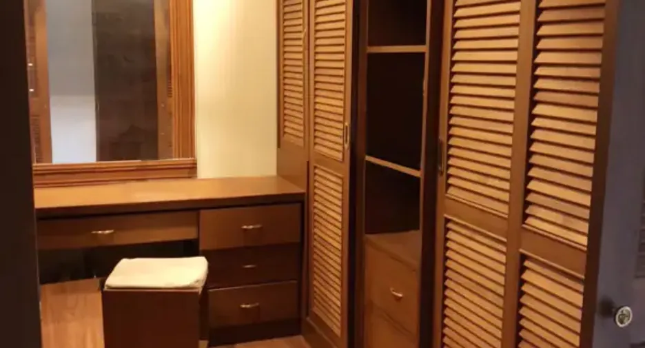 Haus zum Kauf mit 4 Zimmer in Bang Lamung, Chonburi