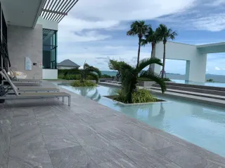 Condo en venta de 2 habitaciones en Bang Lamung, Chonburi