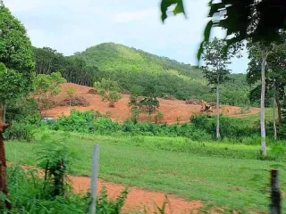 À vendre terrain à Bang Lamung, Chonburi