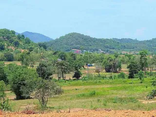 À vendre terrain à Bang Lamung, Chonburi