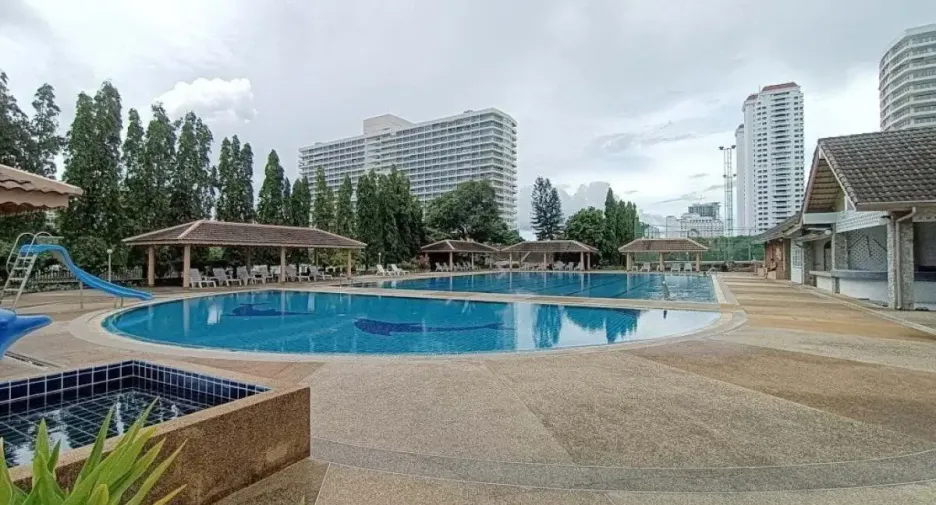 出售 2 卧室 公寓 在 Bang Lamung, Chon Buri