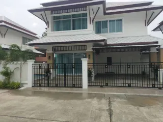 出售 4 卧室 独立屋 在 Bang Lamung, Chon Buri