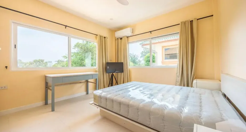 For sale 5 bedrooms house in Bang Lamung, Chonburi