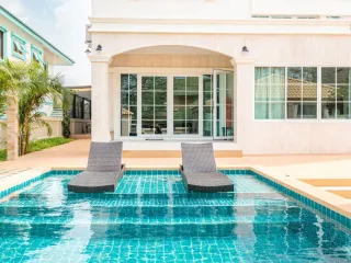For sale 5 bedrooms house in Bang Lamung, Chonburi