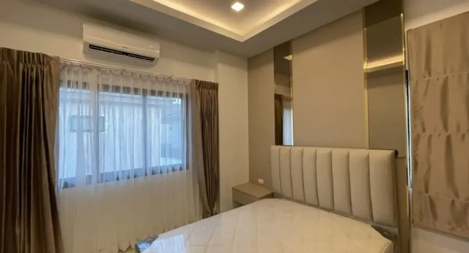 For sale 4 ベッドルーム house in Bang Lamung, Chonburi