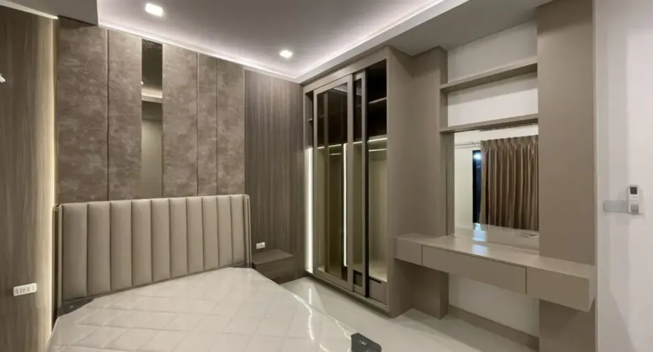 For sale 4 ベッドルーム house in Bang Lamung, Chonburi