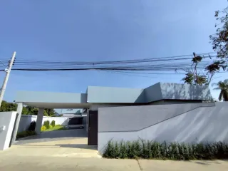 出售 3 卧室 独立屋 在 Bang Lamung, Chon Buri