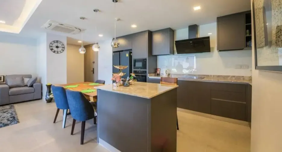 For sale 2 ベッドルーム condo in Jomtien, Pattaya