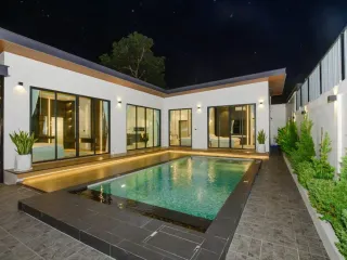 出售 3 卧室 独立屋 在 Bang Lamung, Chon Buri