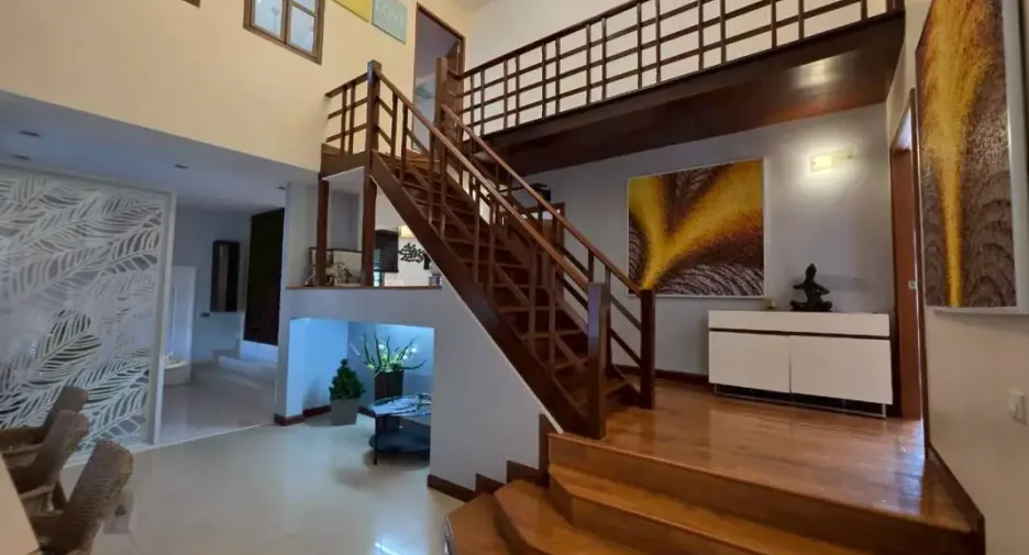 Casa en alquiler y en venta de 4 habitaciones en Bang Lamung, Chonburi