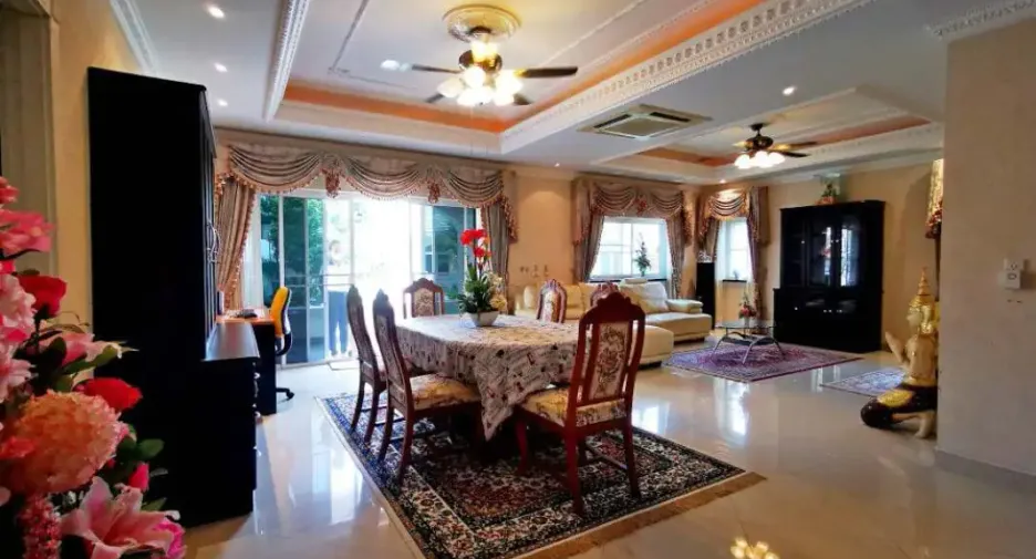 For rent and for sale 2 bedrooms house in Bang Lamung, Chonburi