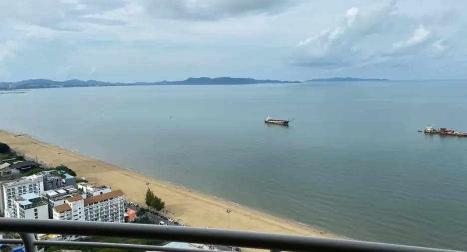 À vendre 2 chambres condo à Jomtien, Pattaya