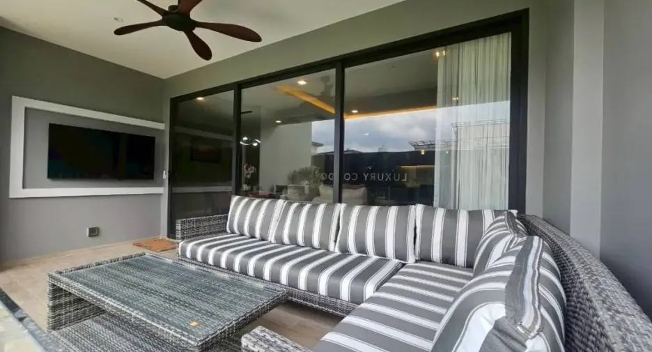 Condo en venta de 2 habitaciones en Bang Lamung, Chonburi
