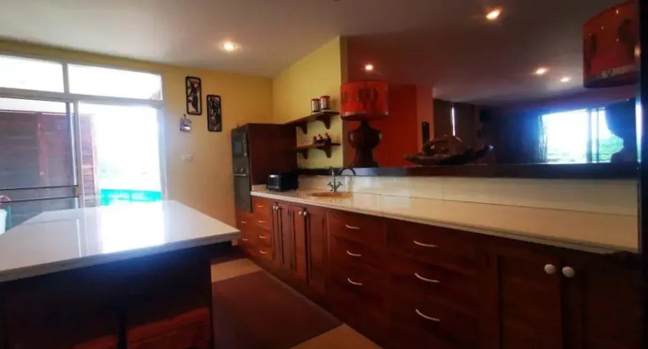 For rent and for sale 2 bedrooms condo in Bang Lamung, Chonburi