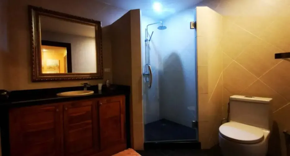 For rent and for sale 2 bedrooms condo in Bang Lamung, Chonburi