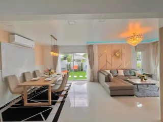 出售 3 卧室 独立屋 在 Bang Lamung, Chon Buri