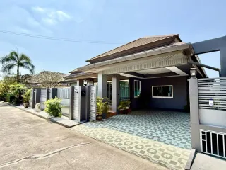 À vendre 3 chambres maison à Bang Lamung, Chonburi