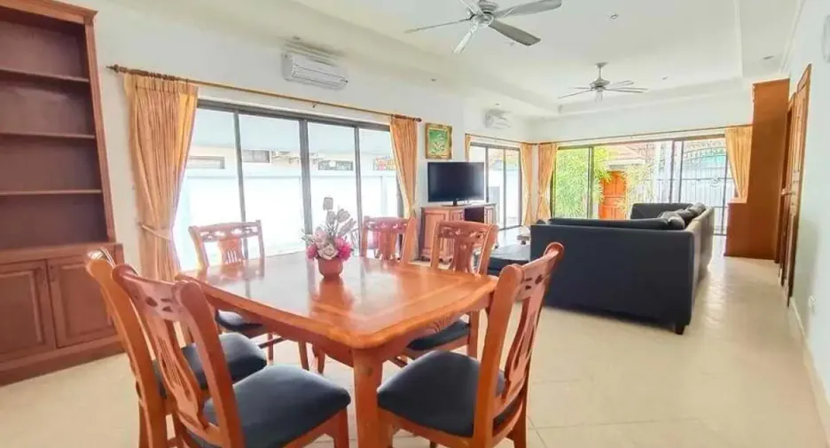 ขาย 3 ห้องนอน บ้านเดี่ยว ใน จอมเทียน, พัทยา
