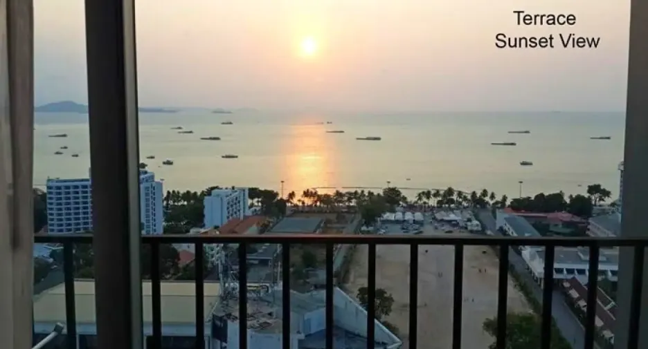 出售 2 卧室 公寓 在 Bang Lamung, Chon Buri