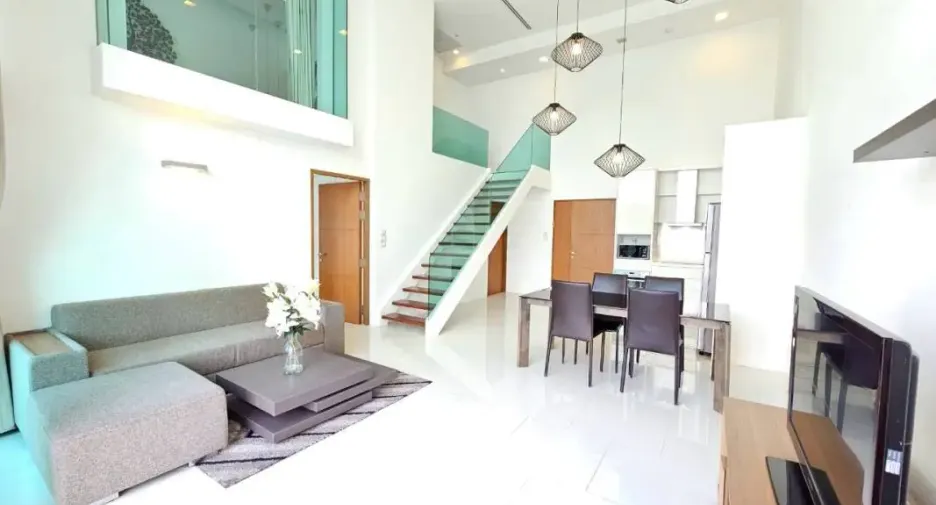 出租 和 出售 2 卧室 公寓 在 Bang Lamung, Chon Buri