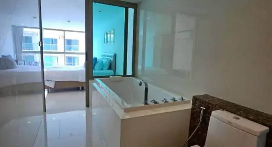 出租 和 出售 2 卧室 公寓 在 Bang Lamung, Chon Buri