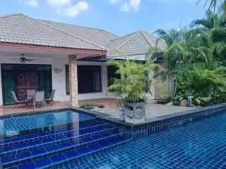 出售 3 卧室 独立屋 在 Bang Lamung, Chon Buri