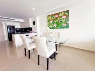 Condo en venta de 2 habitaciones en Bang Lamung, Chonburi