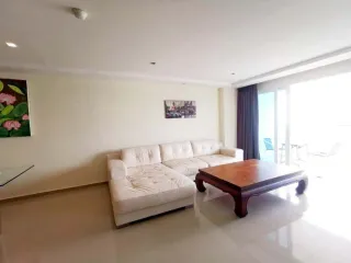 Condo en venta de 2 habitaciones en Bang Lamung, Chonburi