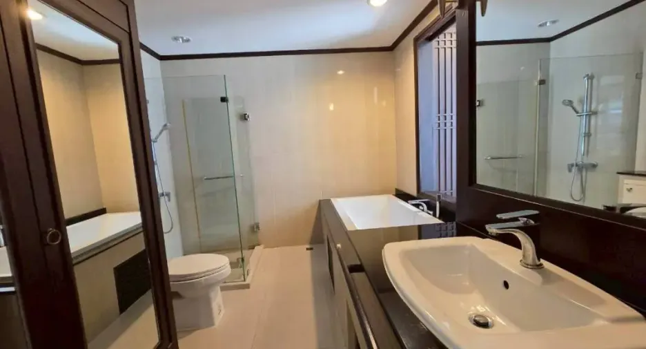 For rent and for sale 1 bed condo in Bang Lamung, Chonburi