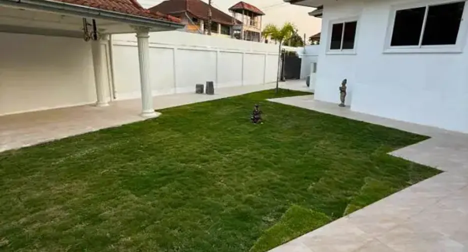Casa en venta de 4 habitaciones en Bang Lamung, Chonburi