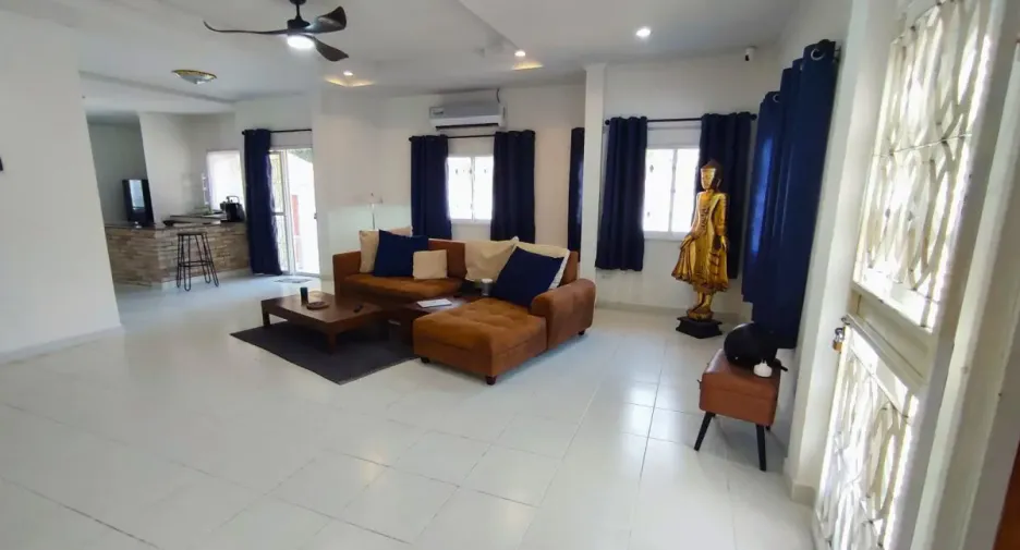 Casa en venta de 4 habitaciones en Bang Lamung, Chonburi