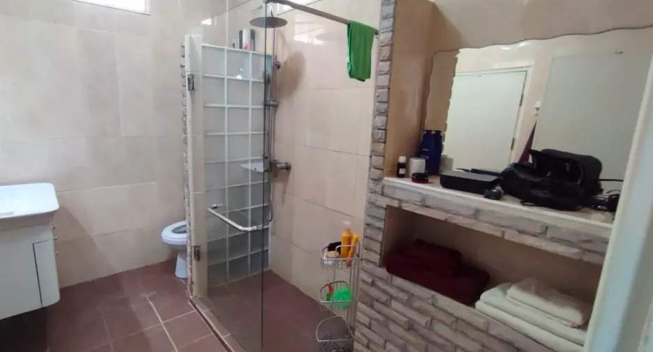 Casa en venta de 4 habitaciones en Bang Lamung, Chonburi