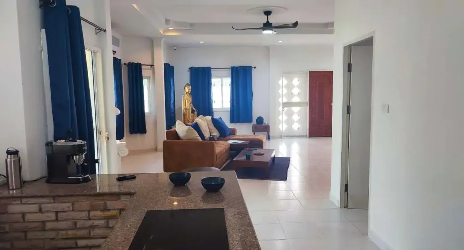 Casa en venta de 4 habitaciones en Bang Lamung, Chonburi