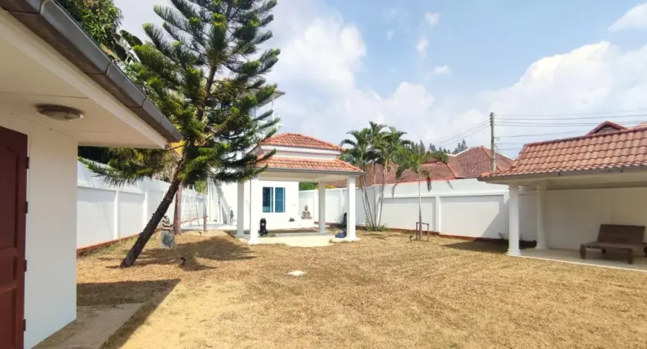 Casa en venta de 4 habitaciones en Bang Lamung, Chonburi