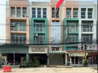 À vendre local commercial à Bang Lamung, Chonburi