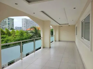 Condo en venta de 2 habitaciones en Bang Lamung, Chonburi