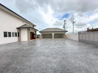出售 4 卧室 独立屋 在 Bang Lamung, Chon Buri