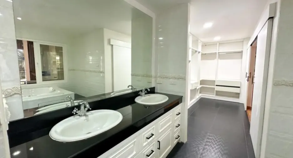 ขาย 4 ห้องนอน บ้านเดี่ยว ใน บางละมุง, ชลบุรี