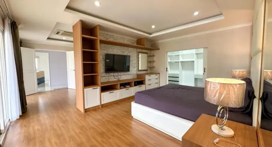 ขาย 4 ห้องนอน บ้านเดี่ยว ใน บางละมุง, ชลบุรี