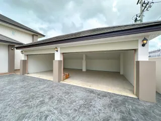 出售 4 卧室 独立屋 在 Bang Lamung, Chon Buri